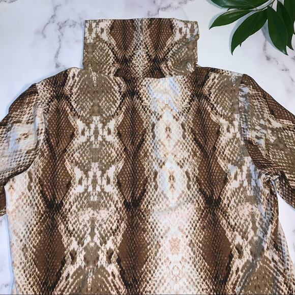 Apt. 9 Women's Tan Snakeskin Animal Print Mock Turtle Neck Size: Small - Picture 7 of 8